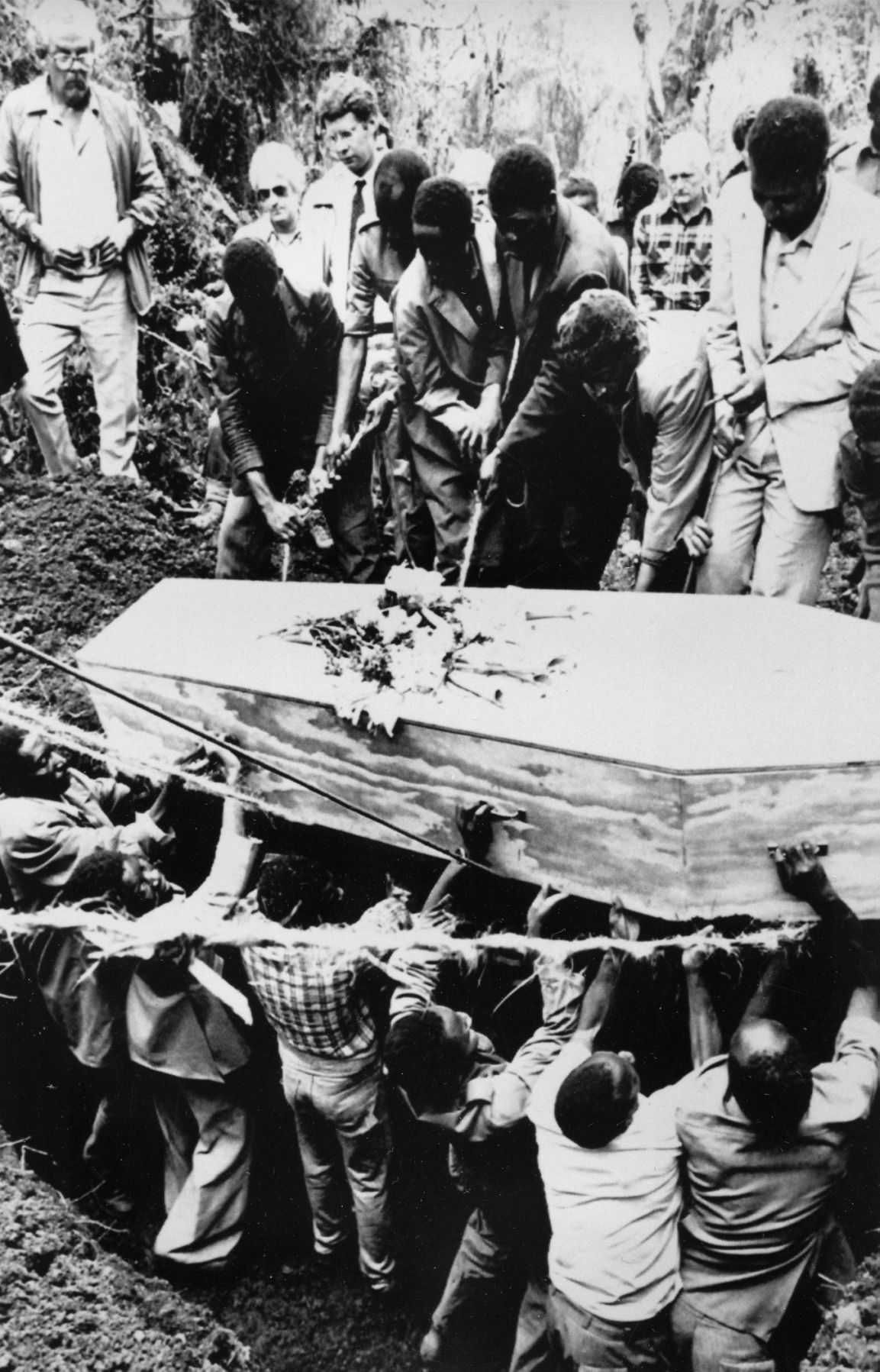 RWANDA FOSSEY FUNERAL